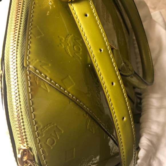 Authentic Beautiful MCM medium size handbag! - Picture 6 of 6